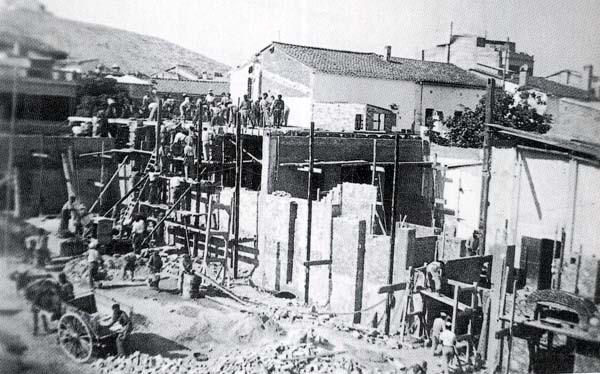 Construcció del Teatre en 1950